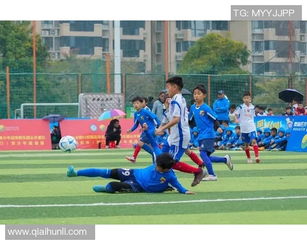 足球力量房助力青少年成长提升运动能力与团队协作精神